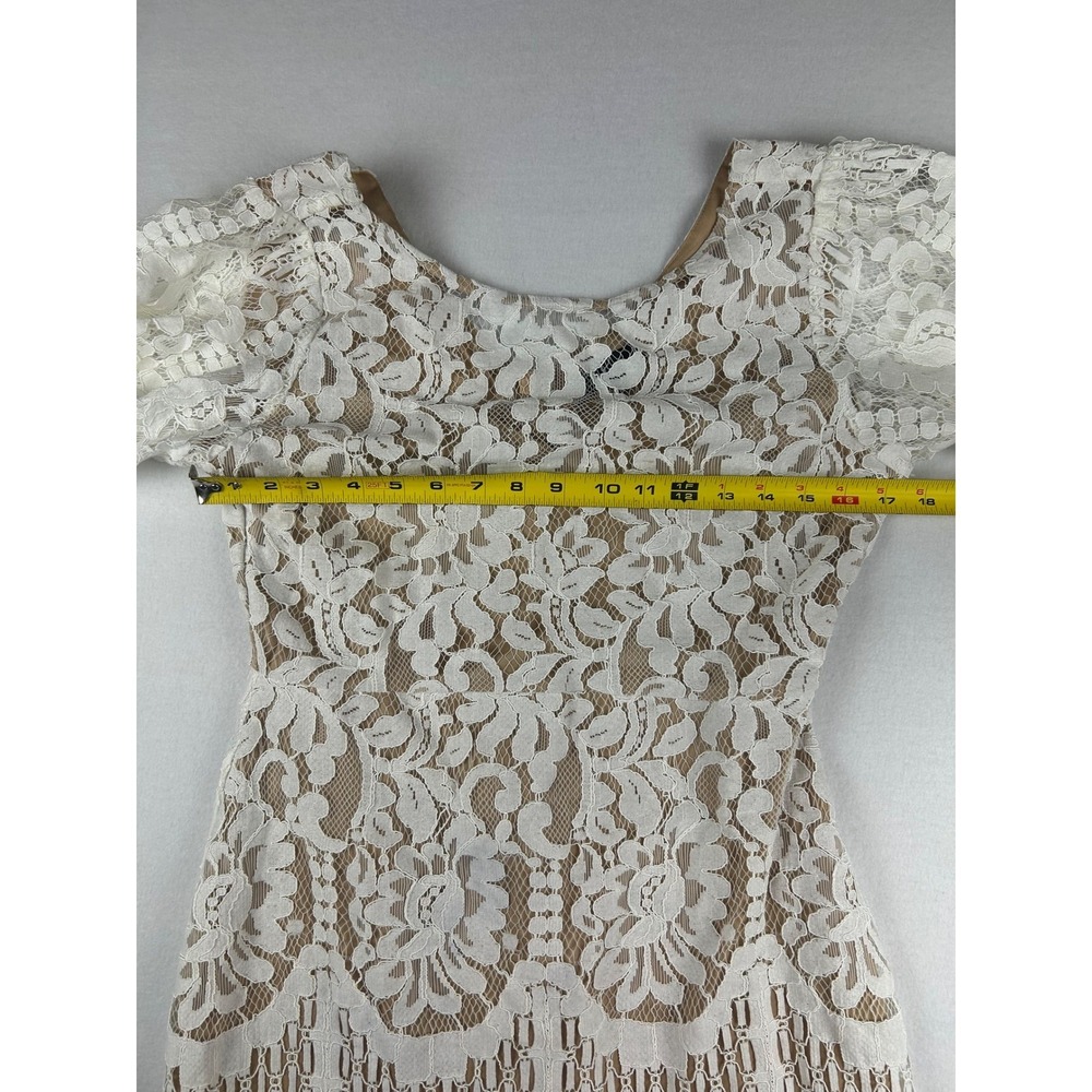 Lulus Lace Dress Women M White Floral V-Neck Short Sleeve Lined - Picture 5 of 9